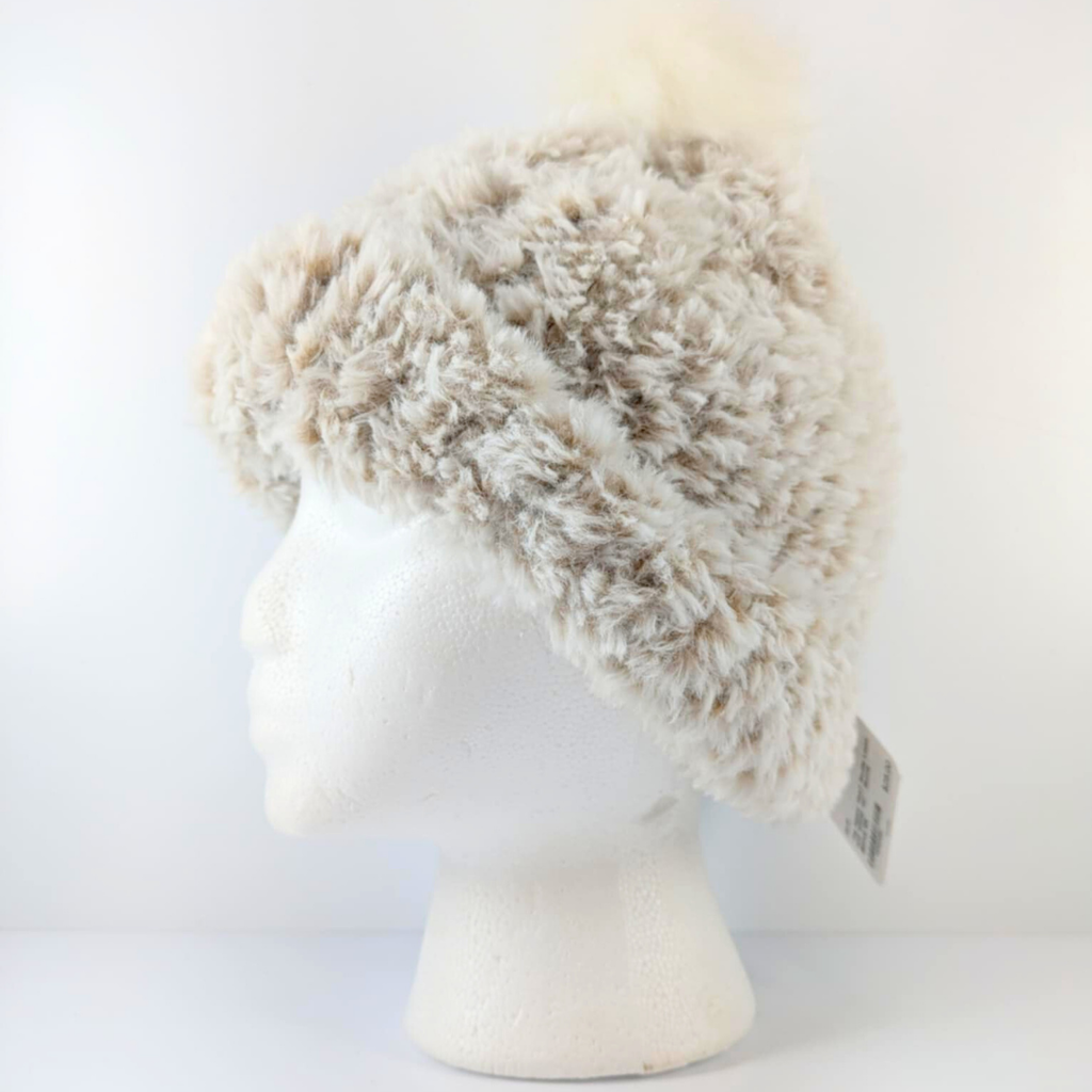 Loom Knit Winter Hat / Beanie - Blonde Elk