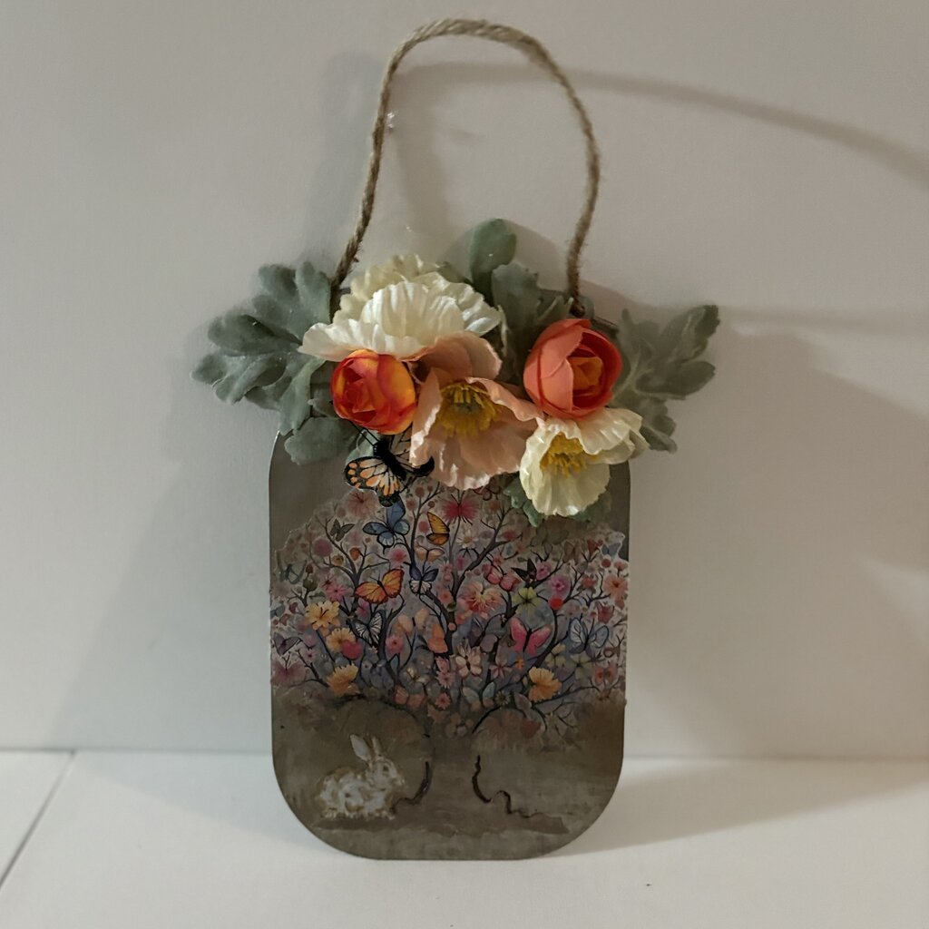 22.50 metal hanger butterfly tree