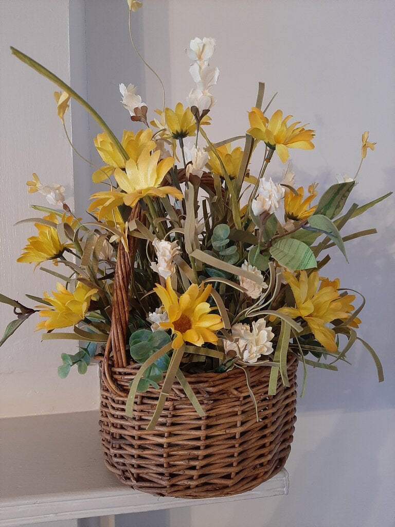 491-yellow daisies in basket