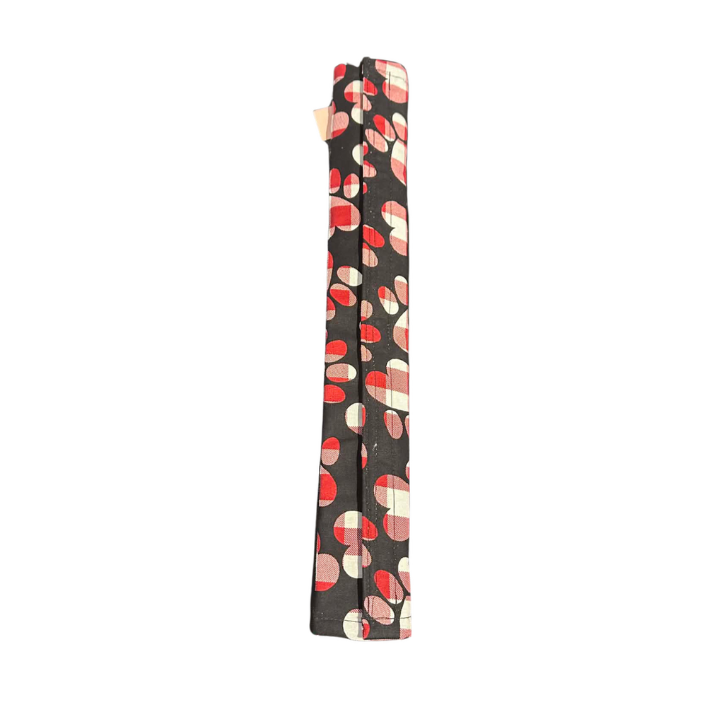 Kitchen App. Covers Black/Red Paws 16"