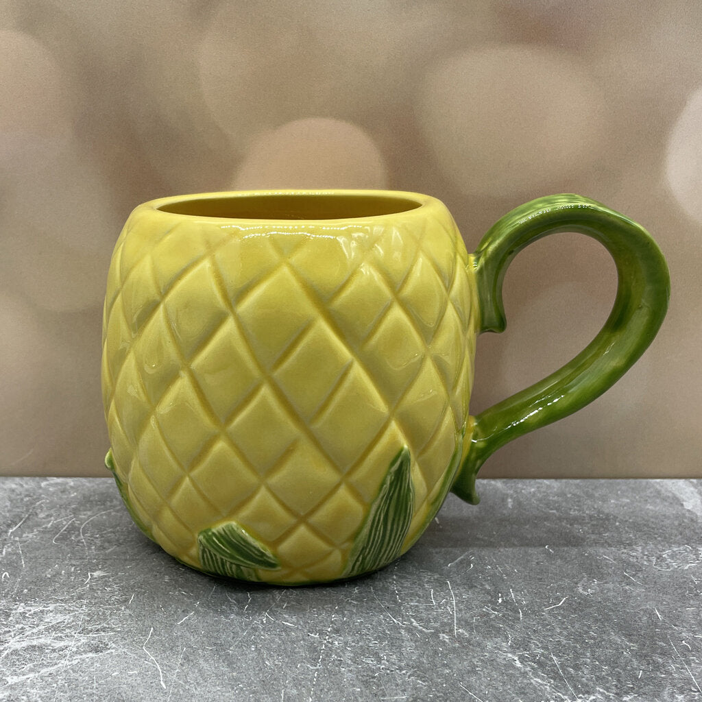 PINEAPPLE MUG