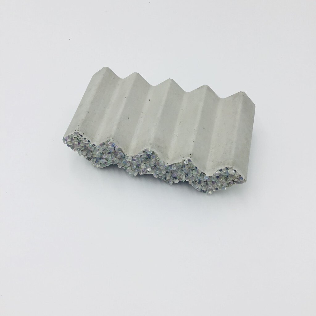 Zig Zag Soap Dish with Beaded Accent