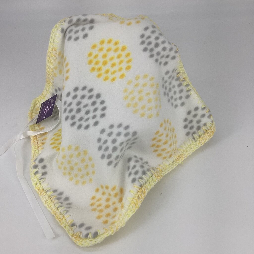 Fleece Lovey wh. w/ yellow & gray spots w/ yellow &white