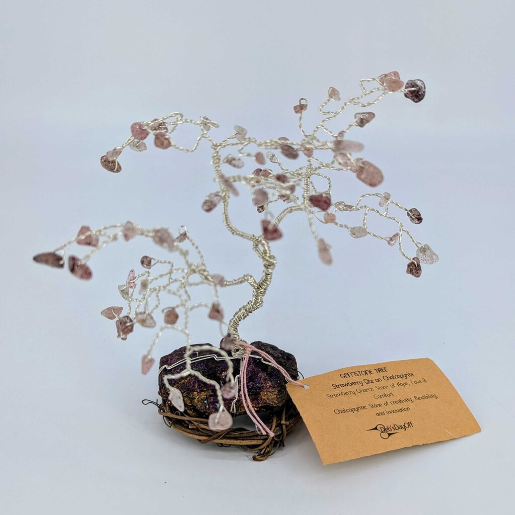 Twisted Wire and Gemstone Tree: Strawberry Qtz/Chalcopyrite