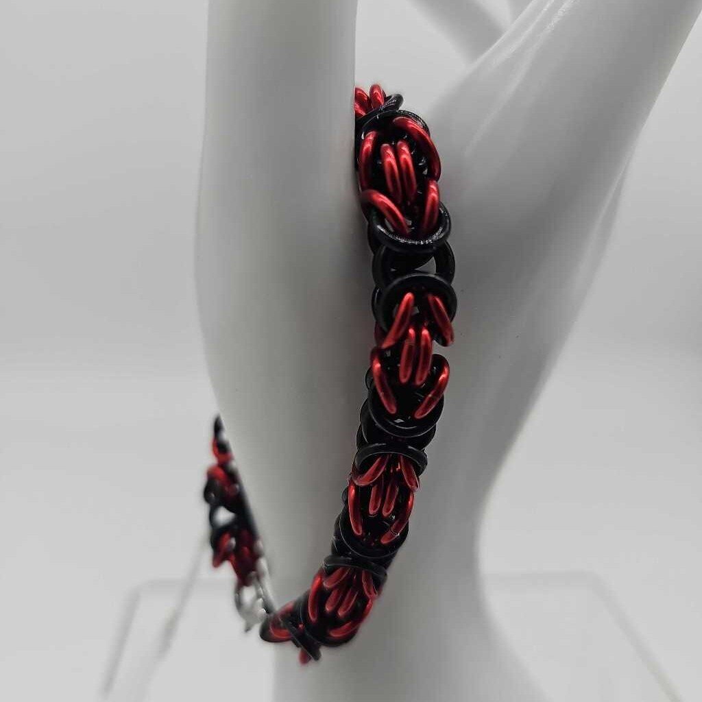 16SWG Black and Red Byzantine Bracelet 7 inches