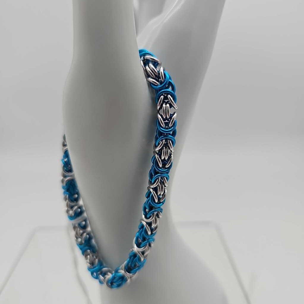 18SWG Silver, Turquoise Byzantine Bracelet 7.5-8 inches
