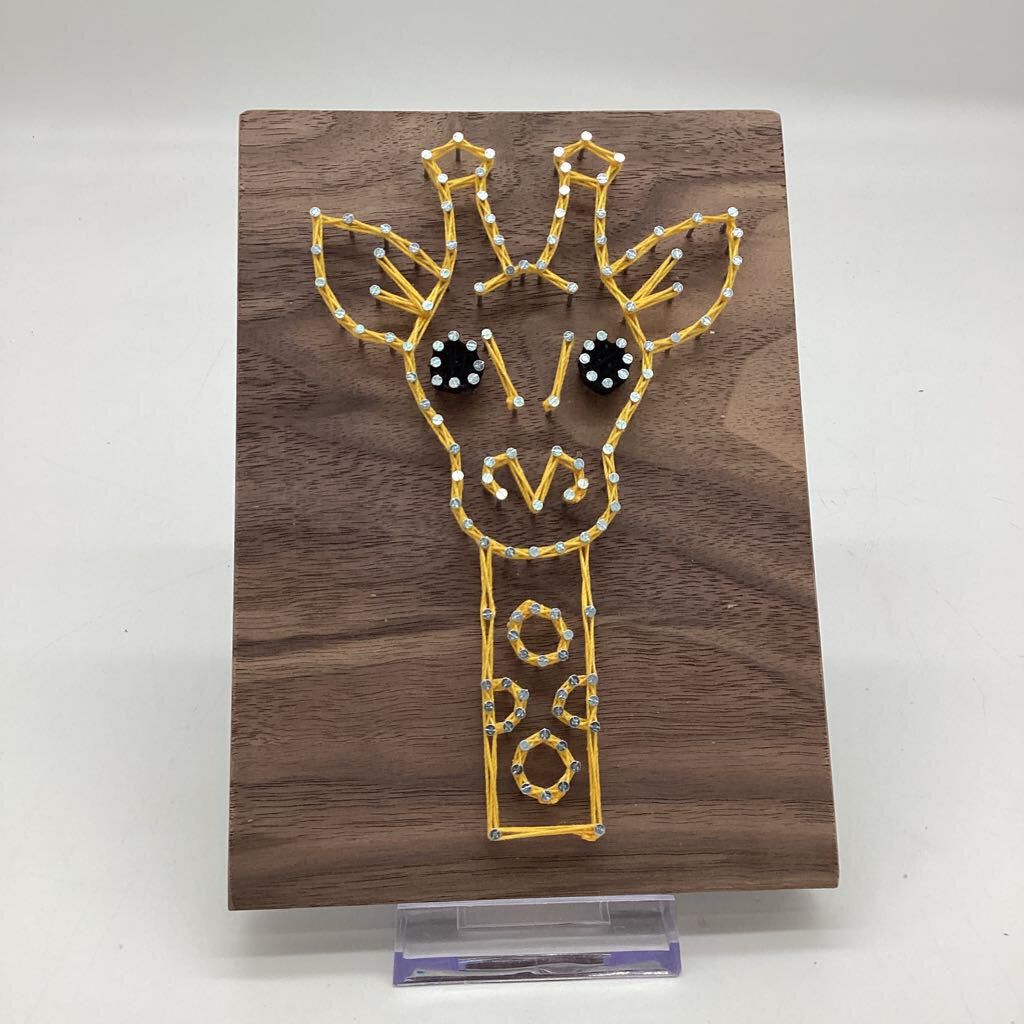 String Art Giraffe