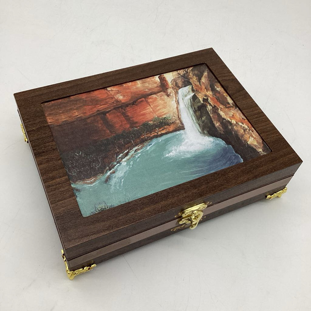 Canyon Waterfall Box
