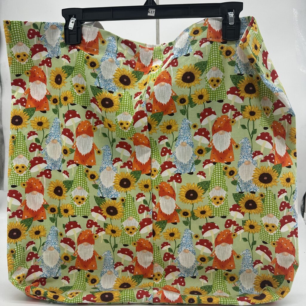 Everything Goes Bag-Gnomes 21.5"x21.5"