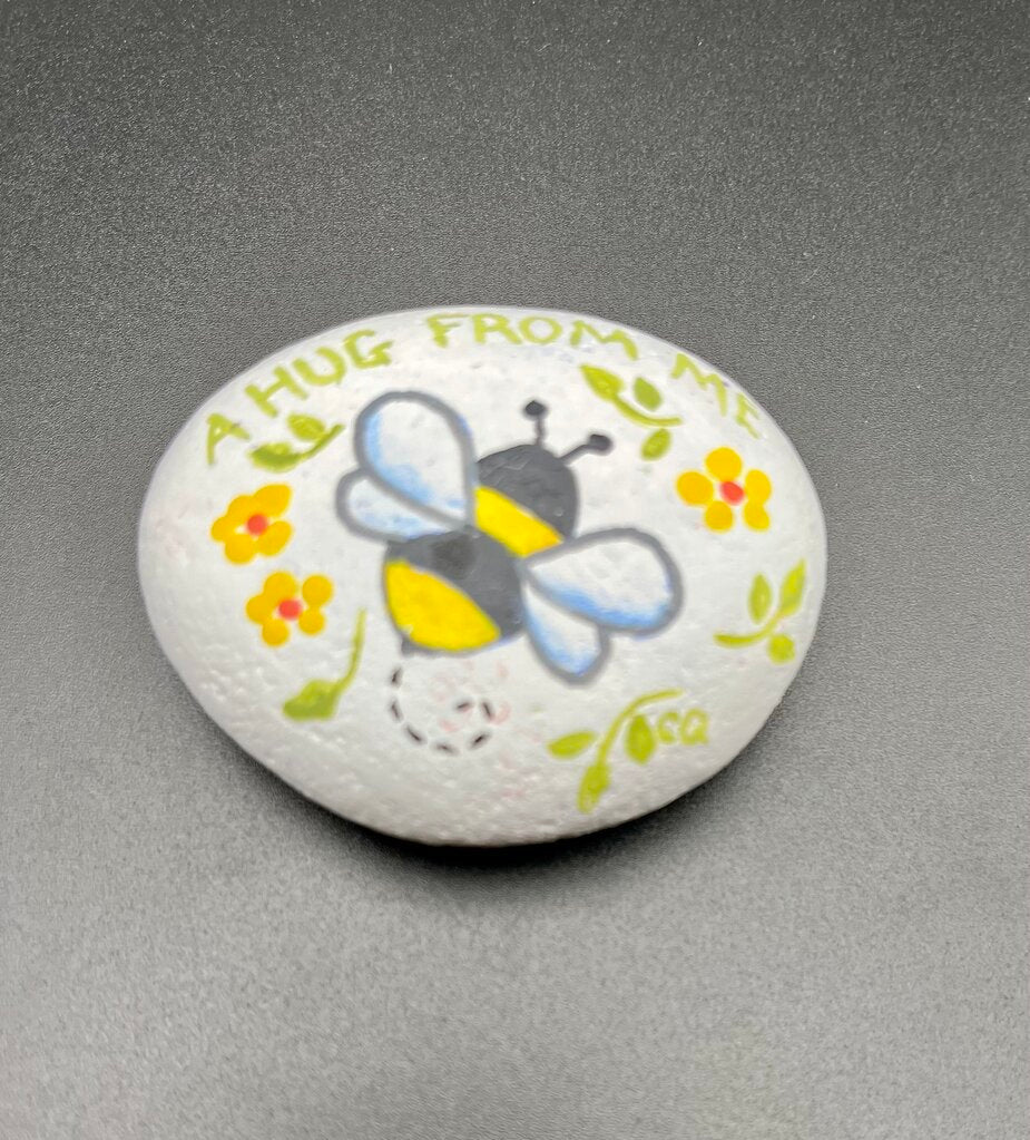 Rock sm. white "A Hug from Me"/bee