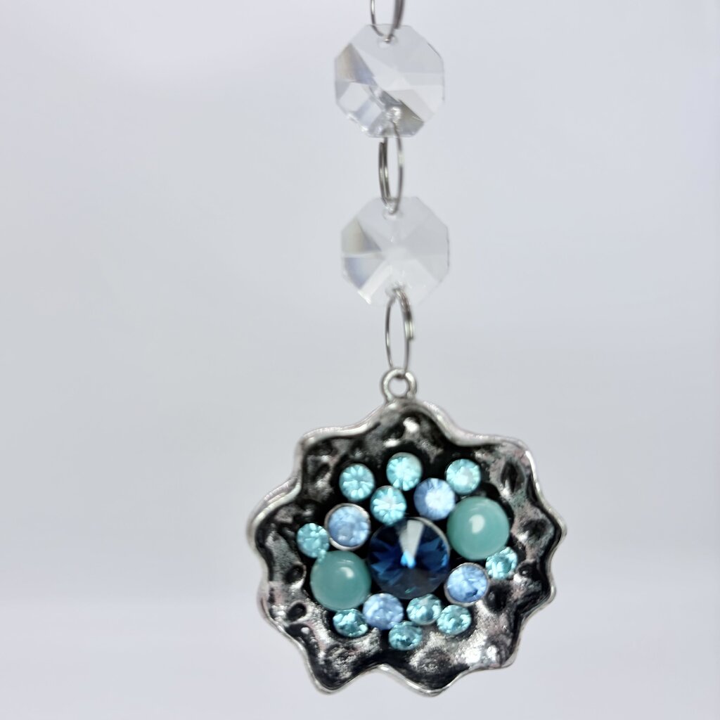 Upcycled jewelry ornament