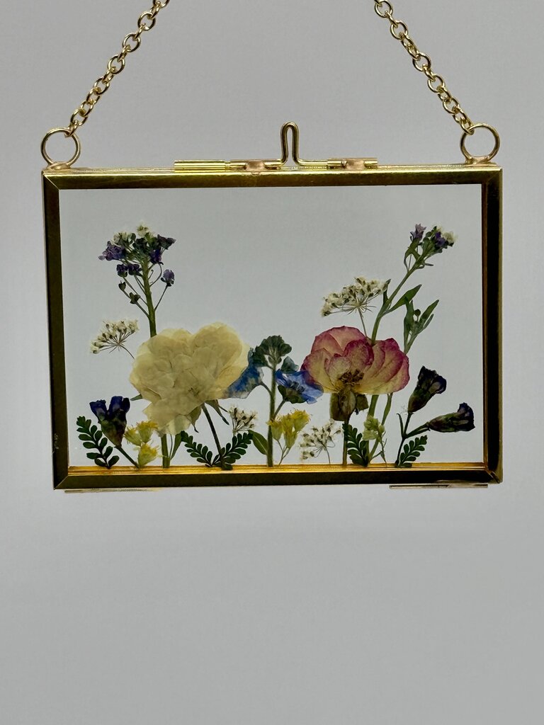 Small Frame w/ Pressed Roses