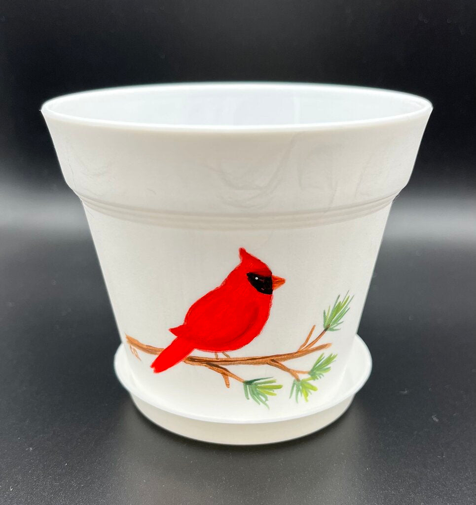 Small wh pot w/cardinal