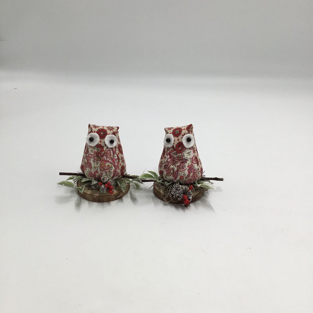 Mini Owls on Wood Slice