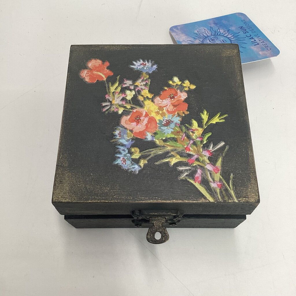 Grey Floral Jewelry Box