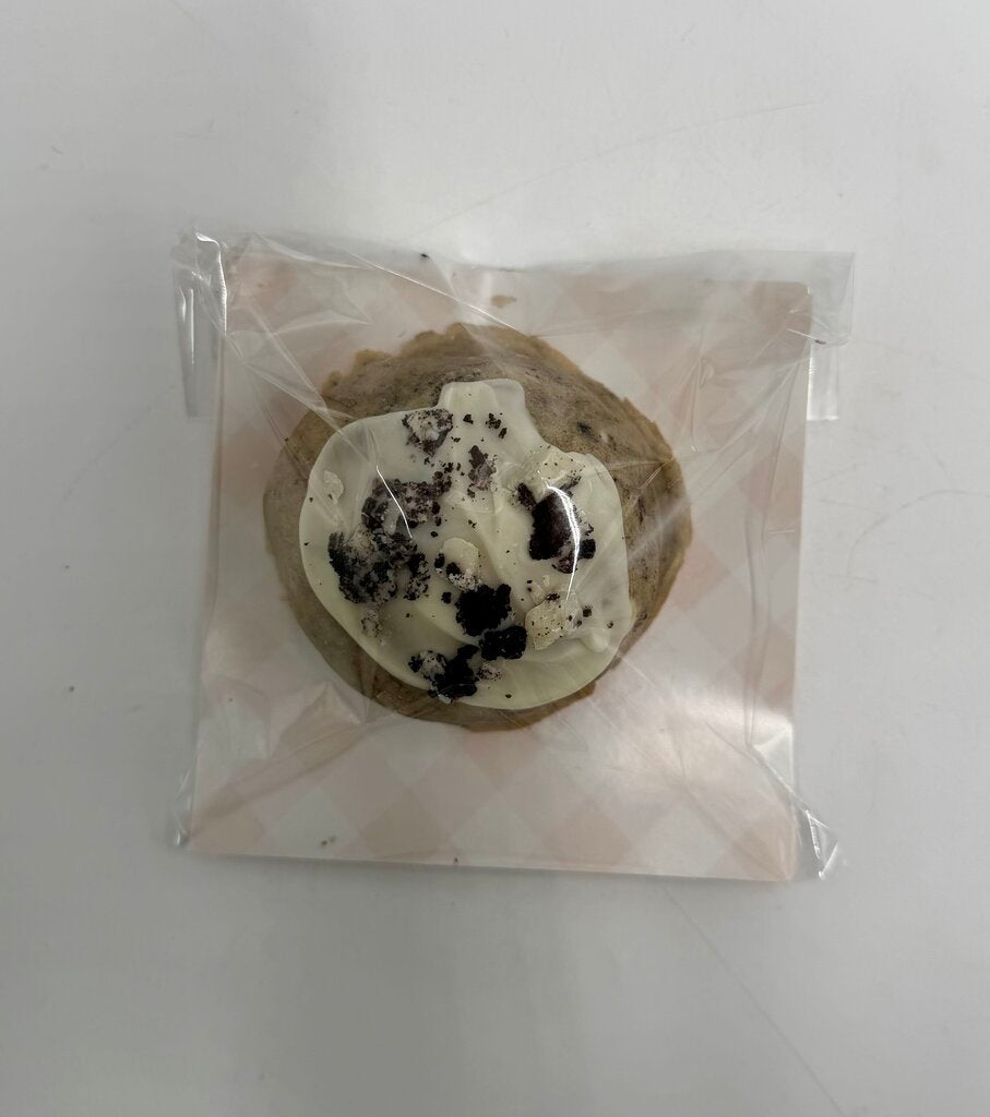 Cookies & Cream Stuffed Cookies