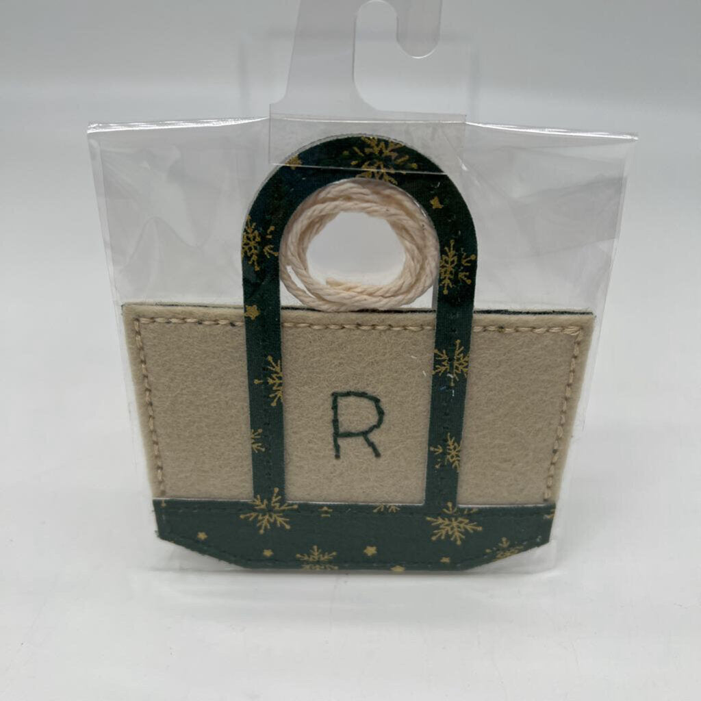 Tote Charm