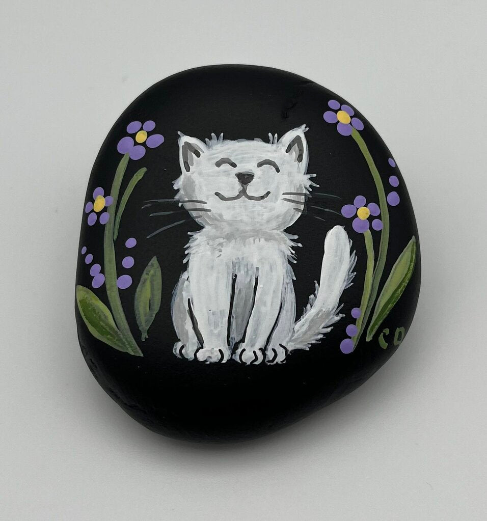 Rock sm black w/white cat