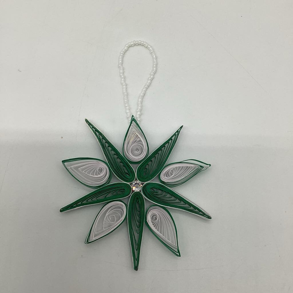 Snowflake ornament green and white with Preciosa Crystal (not rhinestone)