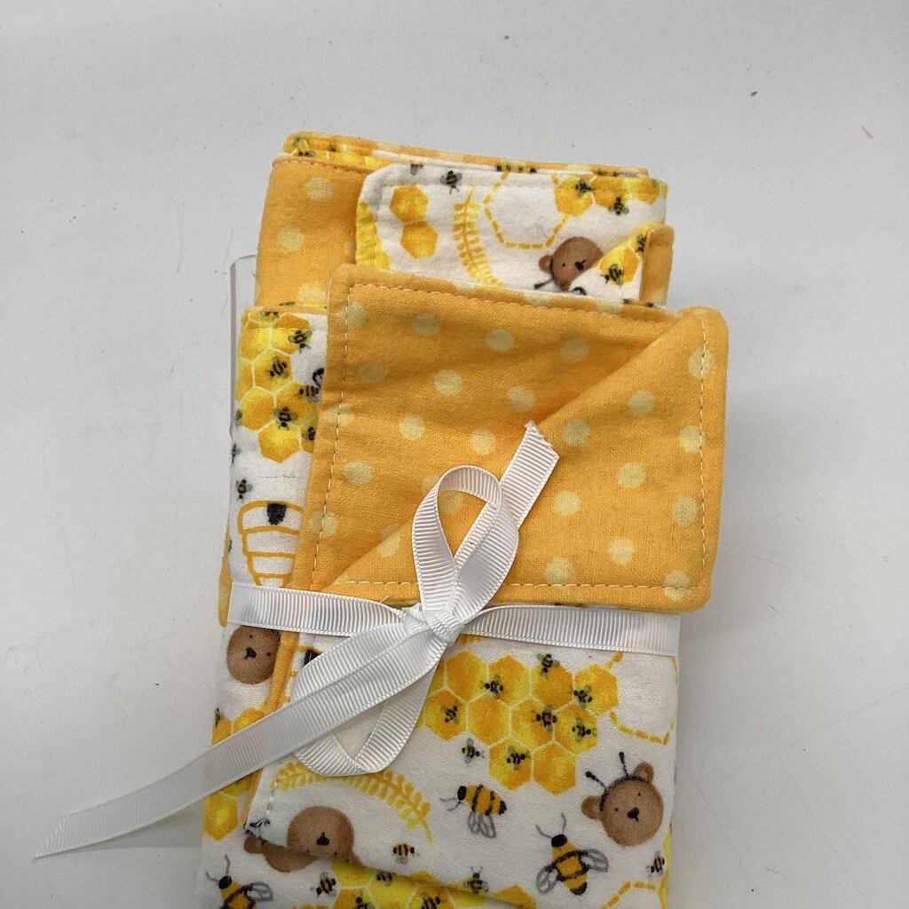 Burp cloth bees w/ yellow
