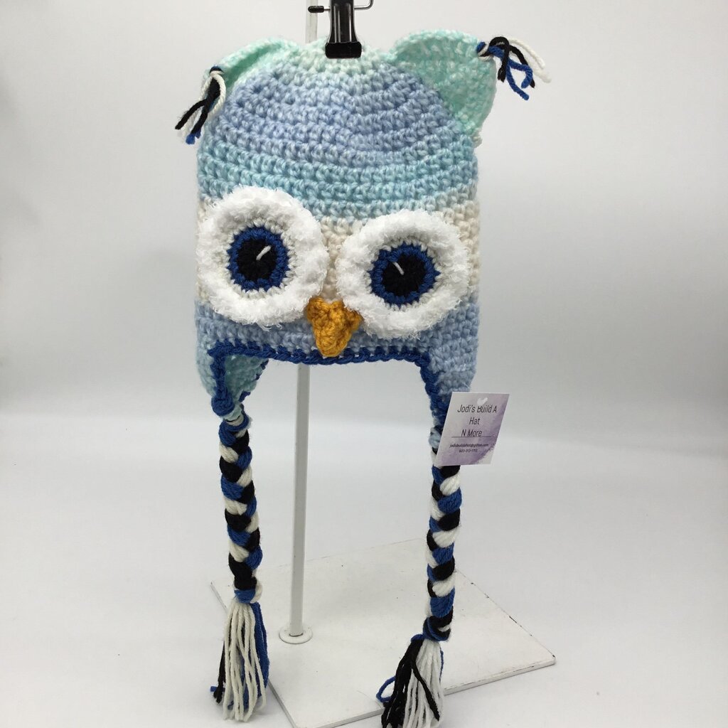 Crochet owl hat