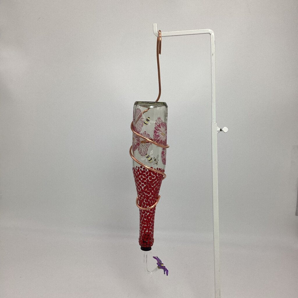 small single port feeder