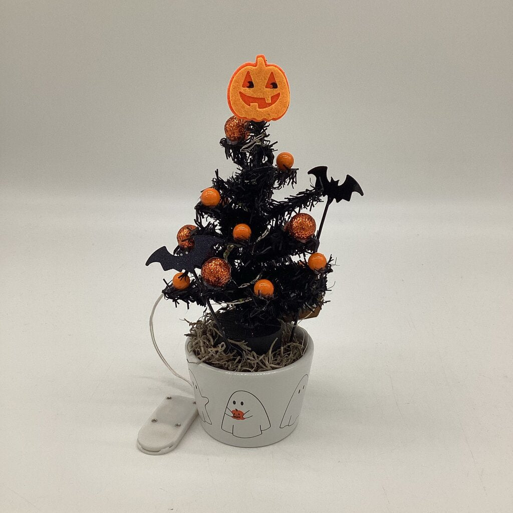 Mini Black Tree Ghost Theme