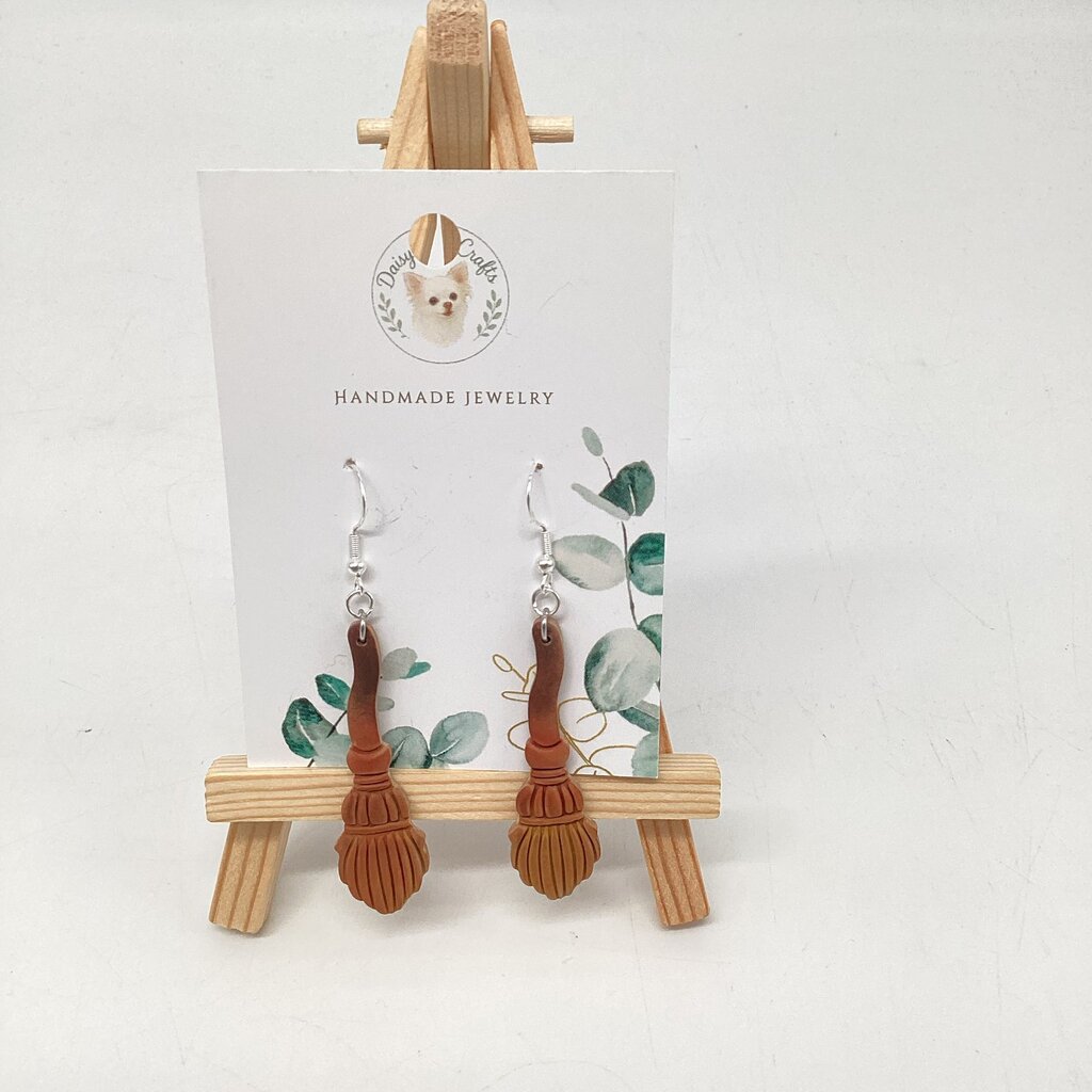 Broomstick-silver