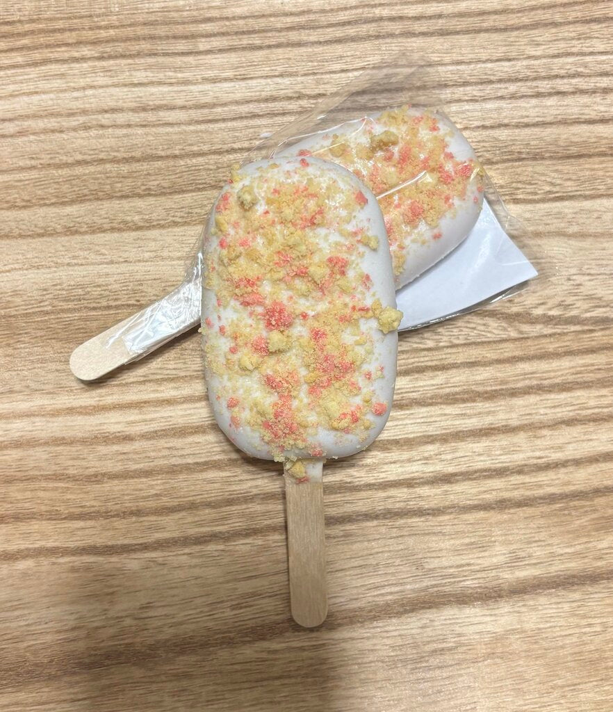 Strawberry Shortcake Cakepop