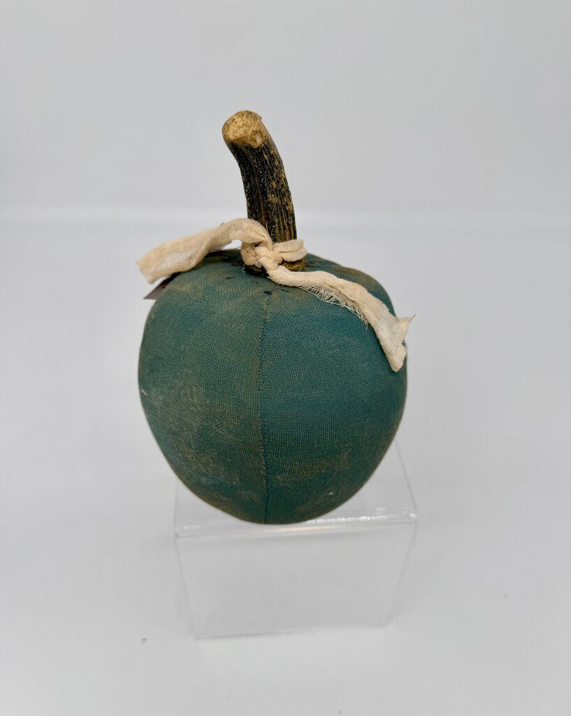 Pumpkin - blue 8"