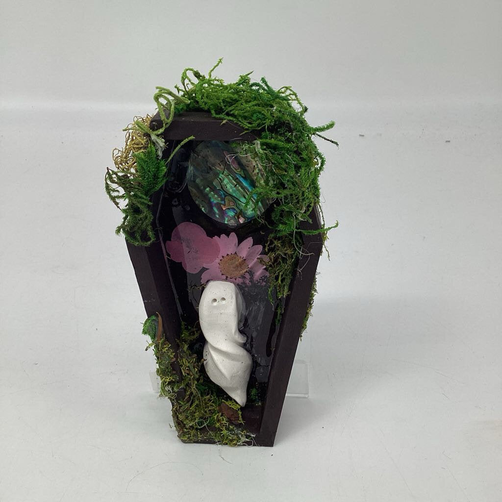 Coffin- Resin Ghost