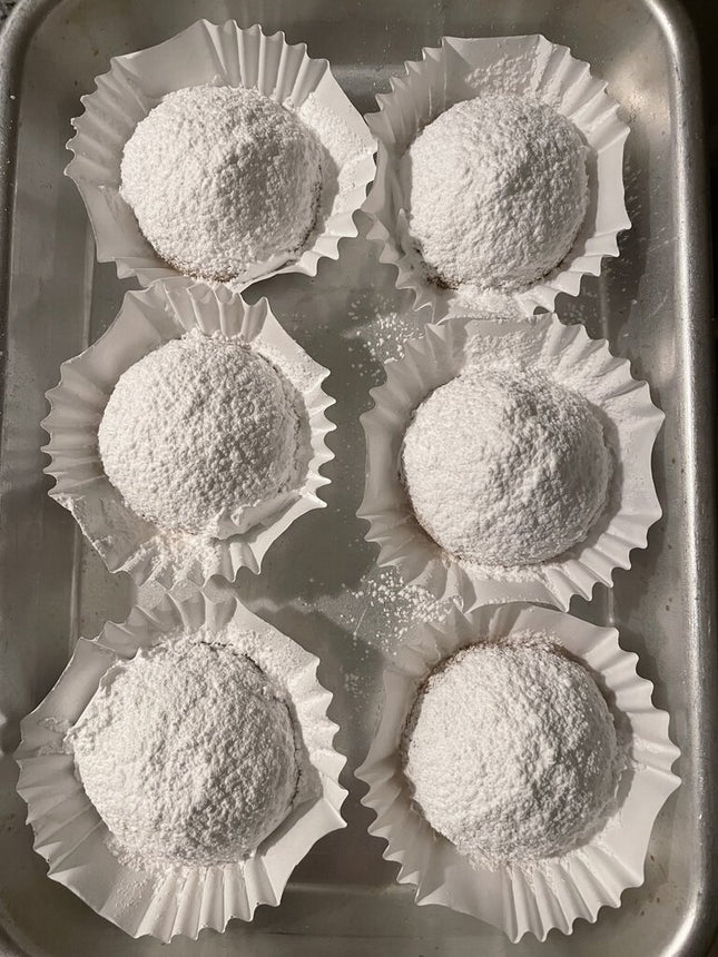 "Snowballs" White powder cookies
