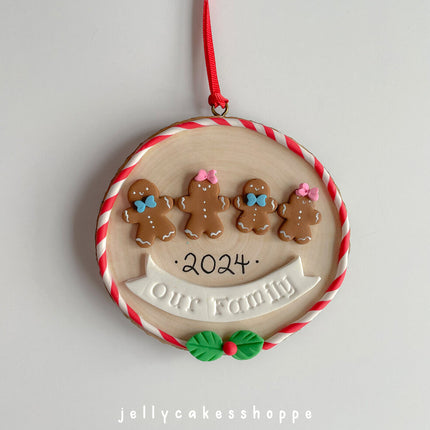 GINGERBREAD FAMILY ornament
