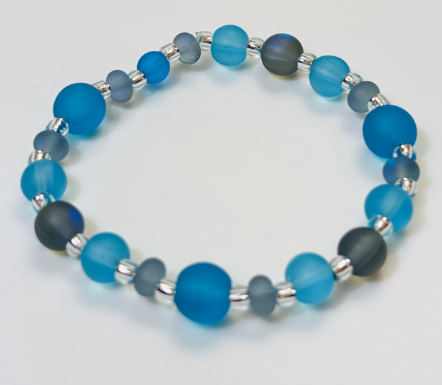 Tumbled Sea Glass Bracelet - aqua & grey