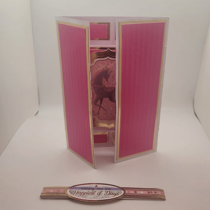 Center Pop Out Card/Unicorn