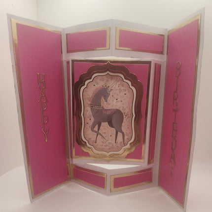 Center Pop Out Card/Unicorn