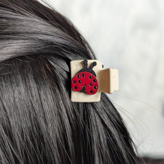 Mini Hair Claw - Ladybug