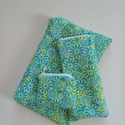 Pencil Pouch Trio Blue/green Daisies
