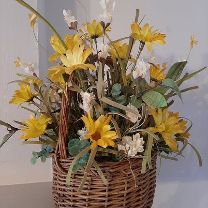 491-yellow daisies in basket