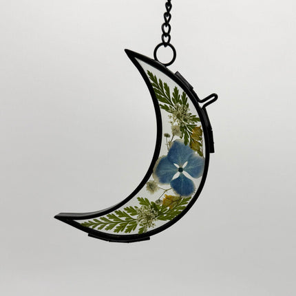 Moon Frame w/ Pressed Florals