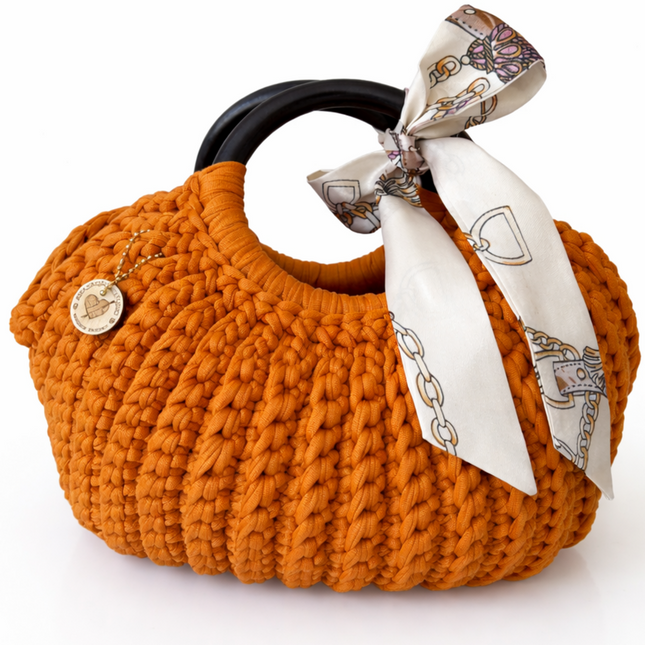 Crochet Cleopatra Purse w/wooden handle - Turmeric