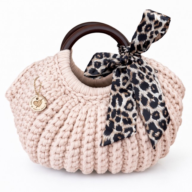Crochet Cleopatra Purse w/wooden handle - Ivory