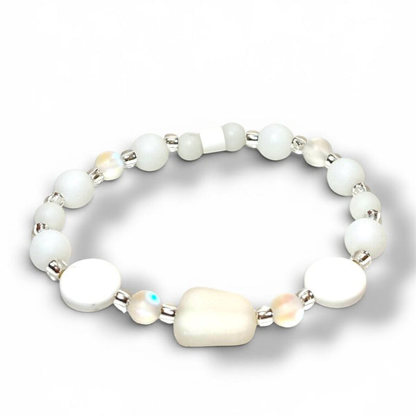 Tumbled Glass Bracelet - white