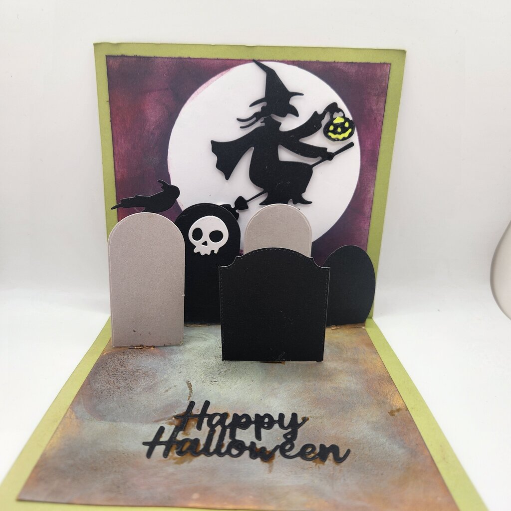 Halloween / 3D Pop Up/Skeleton Games