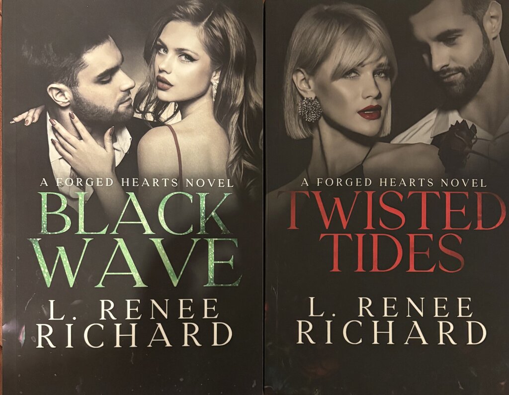 2 Book Bundle: Black Wave & Twisted Tides
