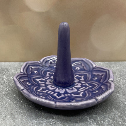 FLORAL RING HOLDER PURPLE