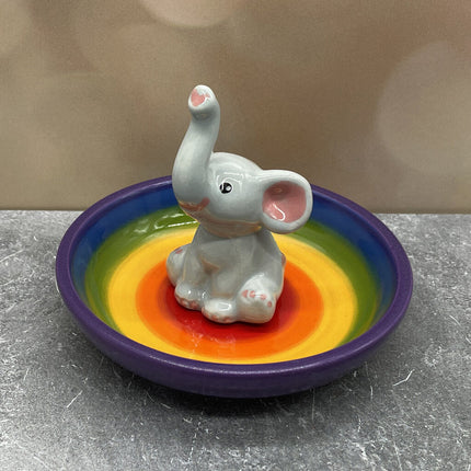 ELEPHANT RING HOLDER RAINBOW