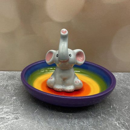 ELEPHANT RING HOLDER RAINBOW