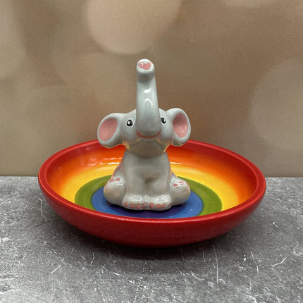 ELEPHANT RING HOLDER RAINBOW