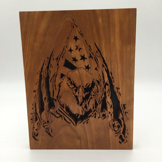 EAGLE W SHREDDED FLAG PLAQUE